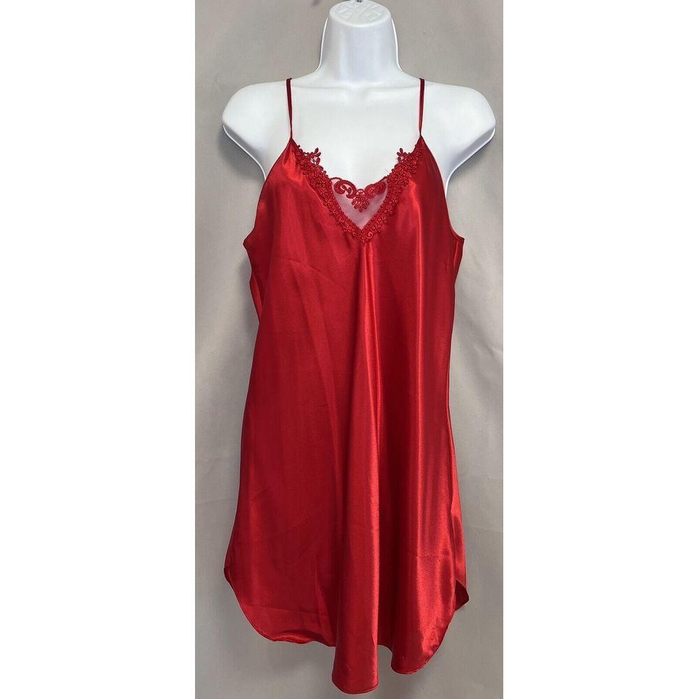 Vintage MARYANN'S BOUTIQUE Women's Nightgown Sz Medium Red Satin ‎ Lace
